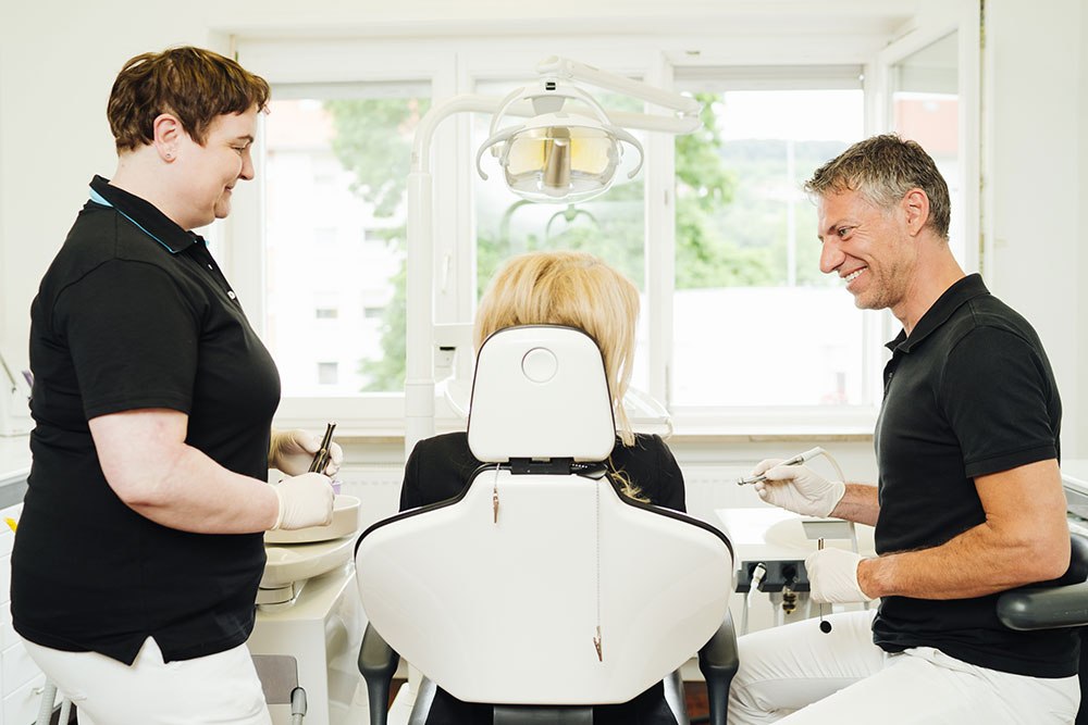 Zahnarzt Lörrach - Billek - Leistungen - Schienentherapie